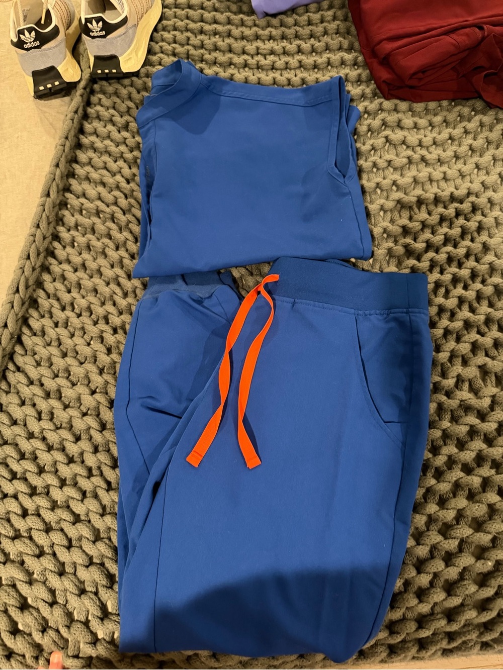Figs Mandarin Scrub Top/ joggers